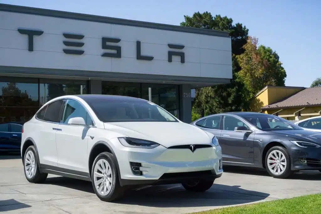 Exterior of a Tesla dealership, representing the Tesla class action.