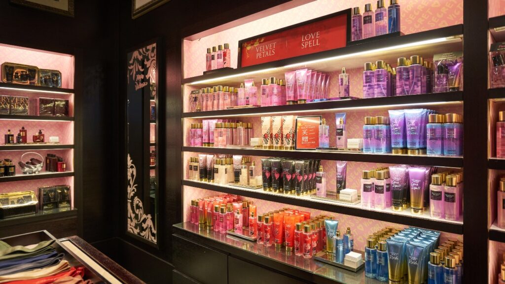 interior shot of Victoria's Secret store 