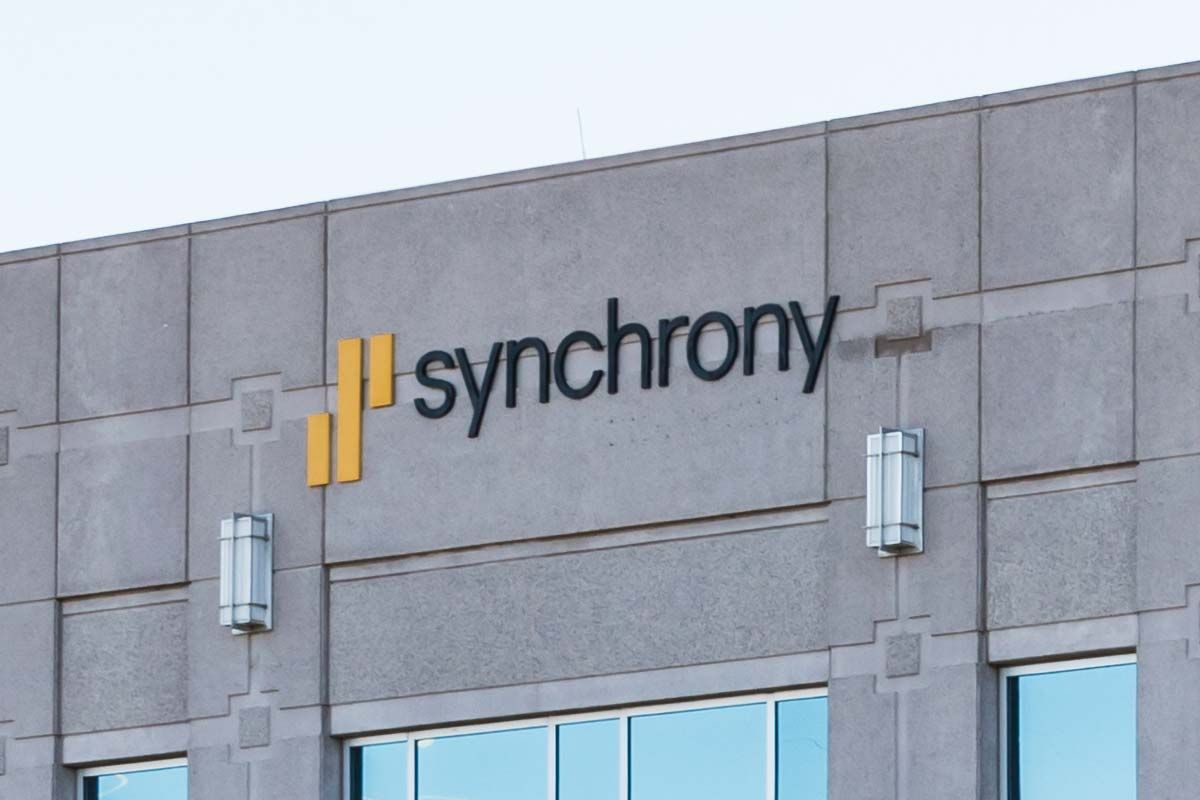 Synchrony Bank 'penalizes' veterans for leaving active duty, class