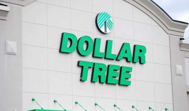 Close up of Dollar Tree signage, representing the Dollar Tree lawsuit.