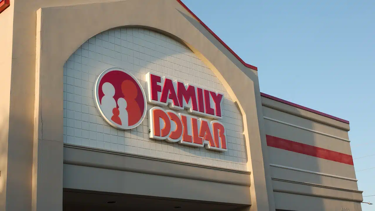 St. Petersburg, FL, USA, Family Dollar Store sign. Late afternoon sunny day.