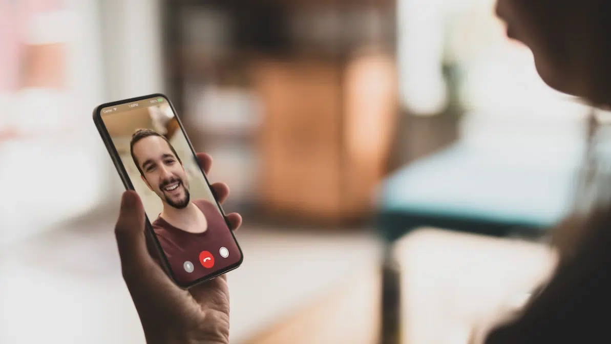 Video chat from between a woman and a man