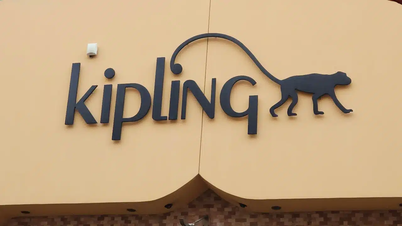 Kipling store at Citadel mall