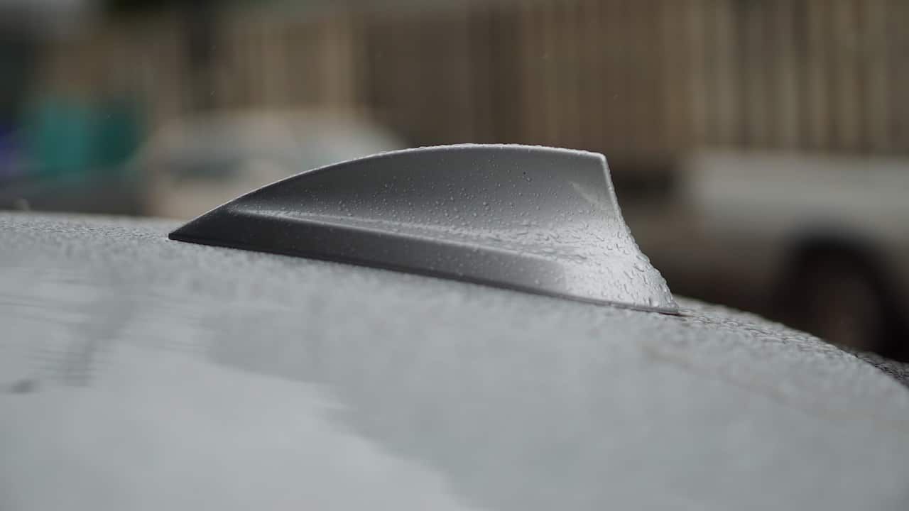 BMW radio antenna that looks like a shark fin.
