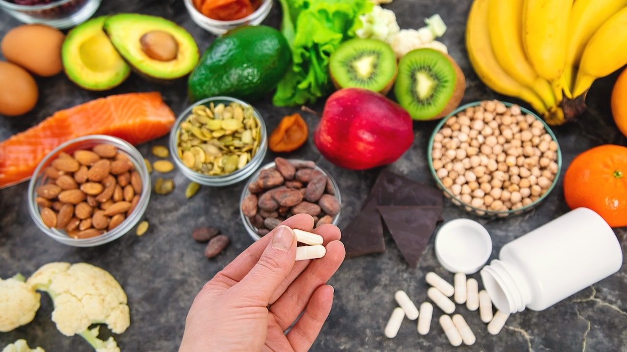 Various products containing magnesium, and magnesium pills