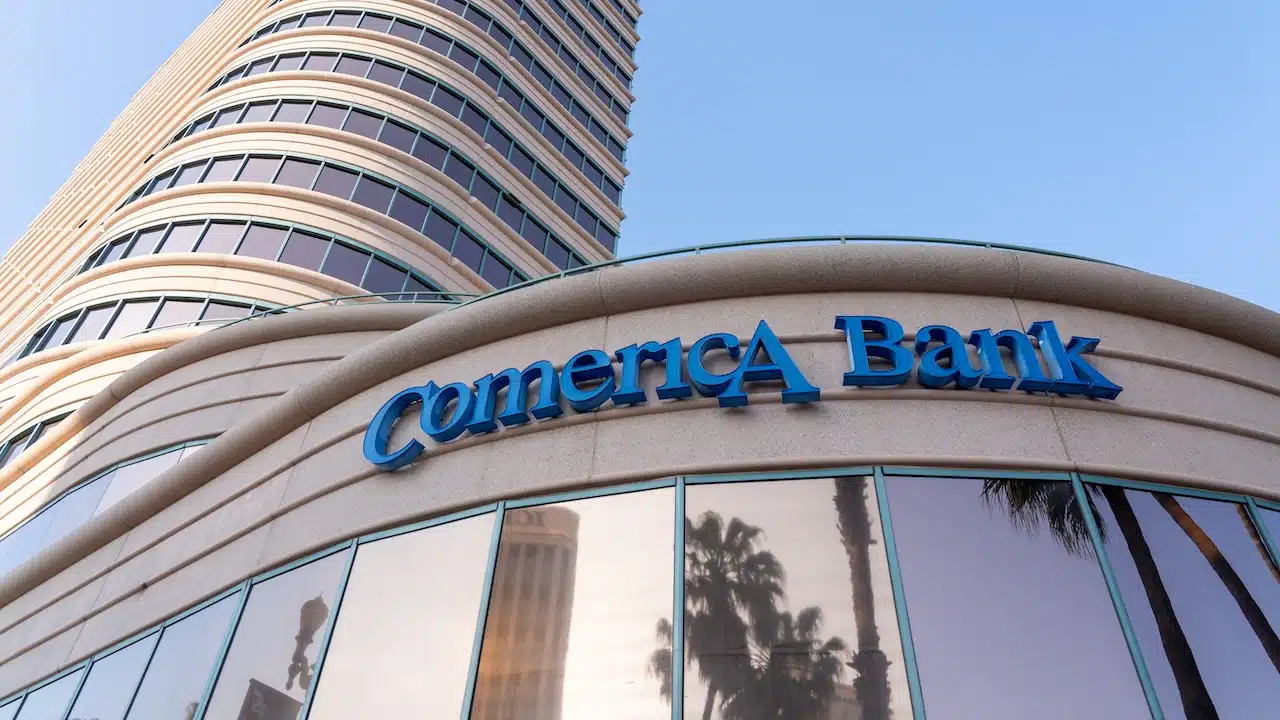 Close up of Comerica Bank sign on the office building in downtown Long Beach, Los Angeles County, California, USA
