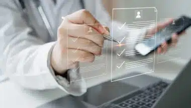 patient medical records on virtual screens for digital healthcare.