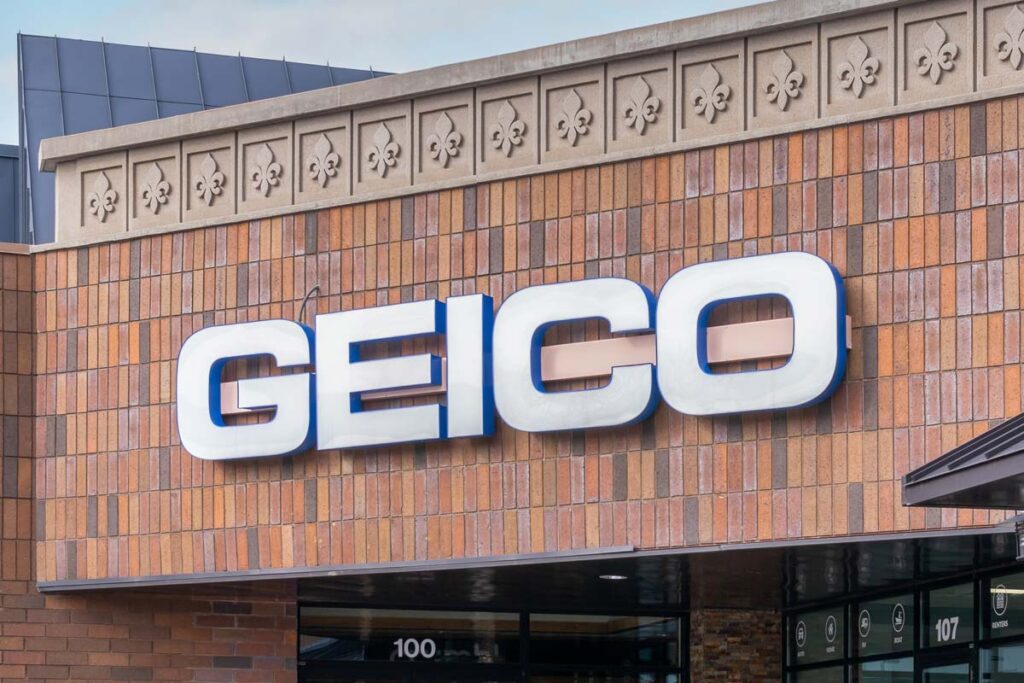 Close up of Geico signage, representing the Geico settlement.