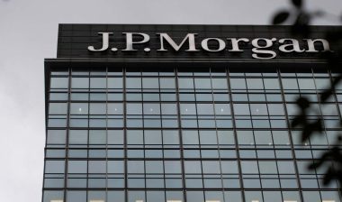 Close up of JP Morgan signage on a building, representing the JPMorgan class action.