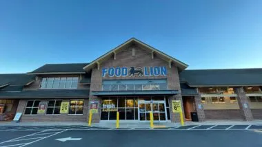 Exterior of a Food Lion storefront, representing the Food Lion class action.