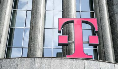 Close up of T-Mobile signage, representing the T-Mobile class action.