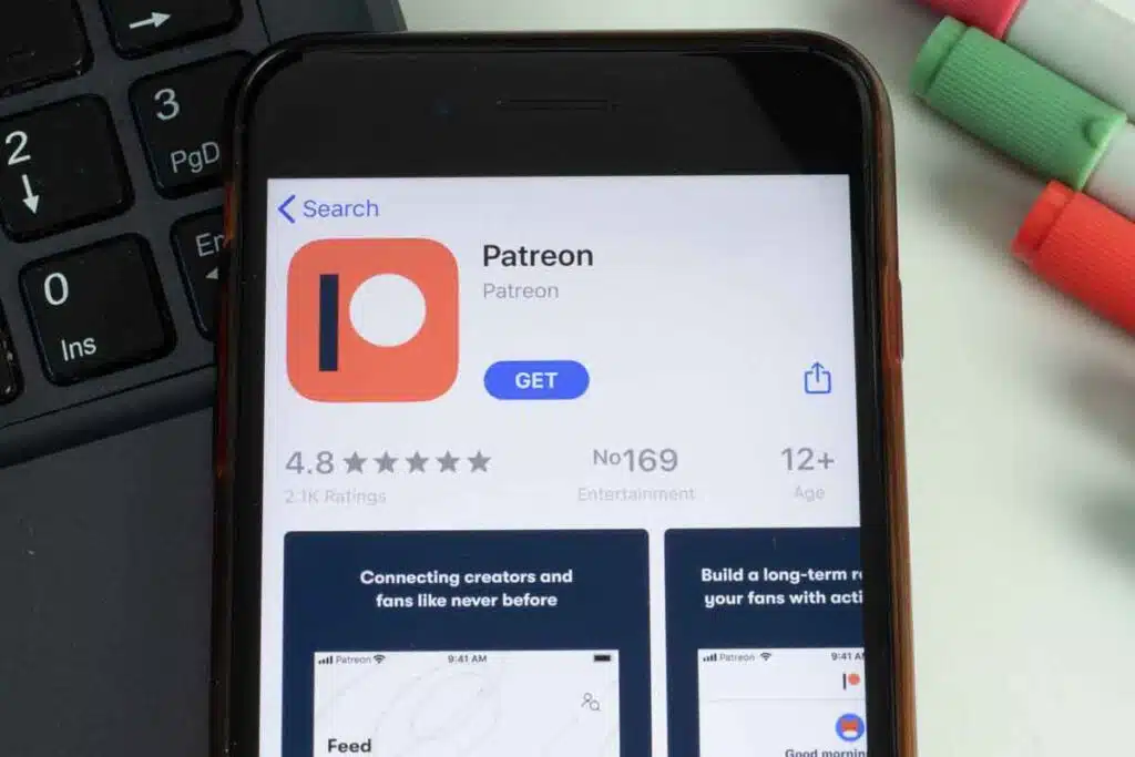 Close up of Patreon mobile app download page, representing the Patreon settlement.