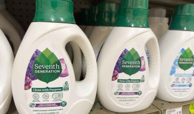 Seventh Generation laundry products on a supermarket shelf, representing the Seventh Generation class action.