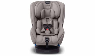 Product photo of recalled car seat, representing the Rava car seat recall.