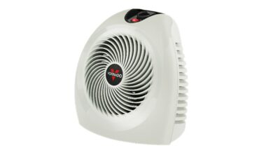 Product photo of recalled Vornado VH2 Whole Room Heater, representing the Vornado recall.