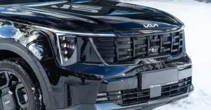 Front of a Kia Sorento, representing the Kia recall.