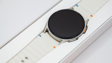 Close up of Samsung Galaxy watch in product packaging, representing Samsung Galaxy Watch bands.