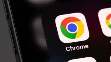 Chrome mobile app icon, representing the Chrome extension hack.