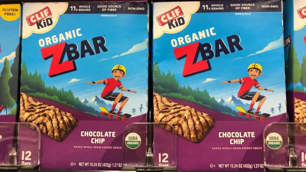 Clif Kid Organic ZBar in Chocolate Chip flavor.