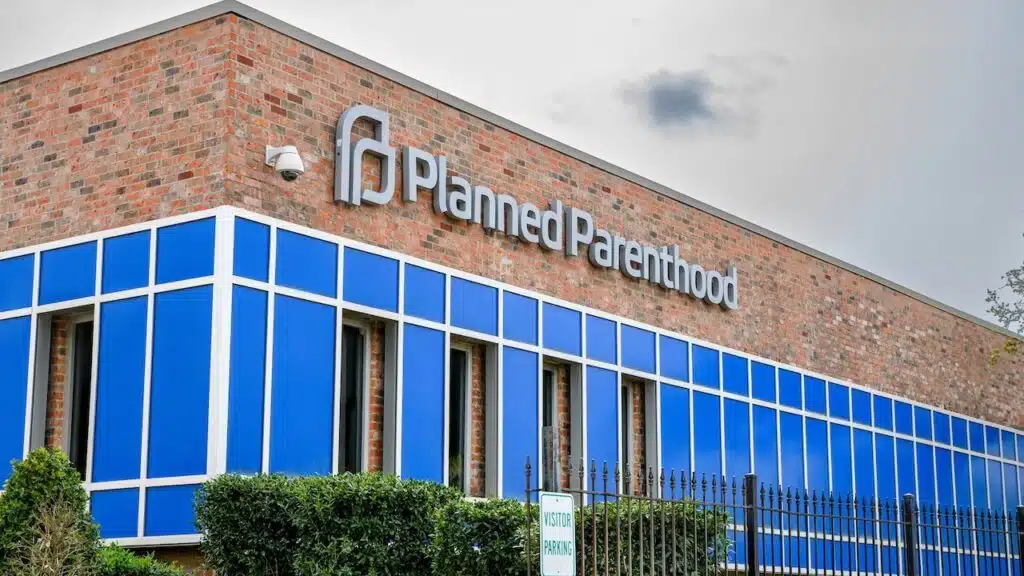Front of a Planned Parenthood building