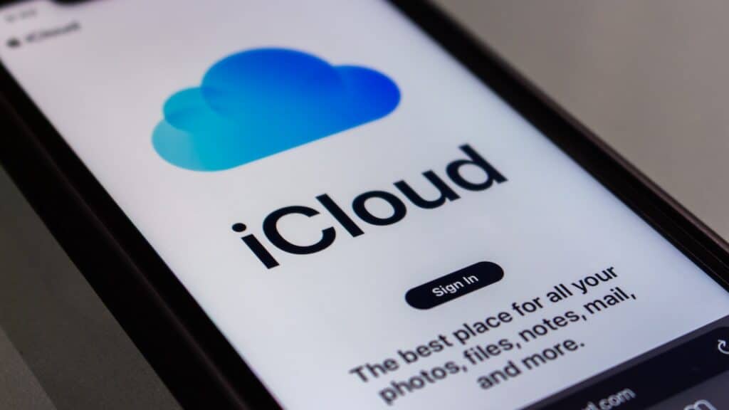 A California federal judge has denied Apple’s motion to dismiss a proposed class action lawsuit accusing the tech giant of monopolizing cloud storage on its devices by restricting third-party access to key file types on iPhones and iPads.