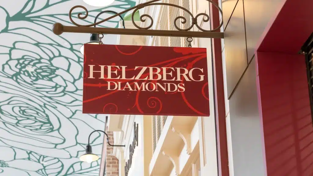 A new class action lawsuit alleges Helzberg misrepresents discounts and regular pricing of its jewelry and accessories.