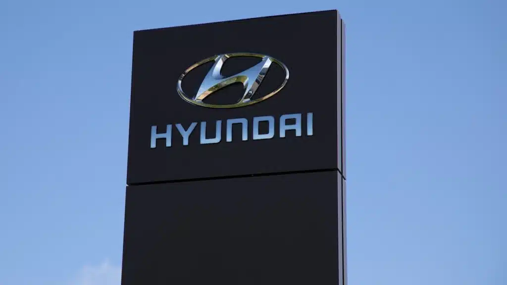 Hyundai logo brand Automobile Dealership
