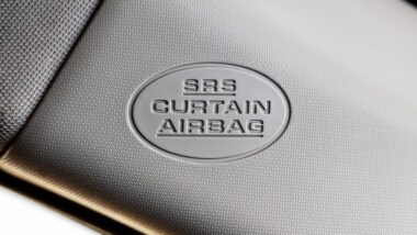 Side curtain airbag sign in car
