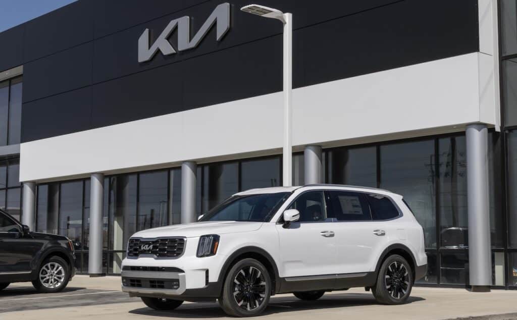 Kia Telluride SX-Prestige display at a dealership.