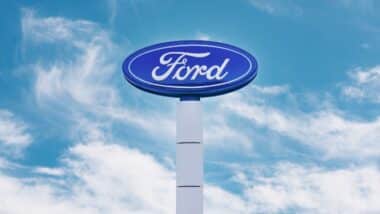 LOGO OF THE AMERICAN CAR BRAND FORD