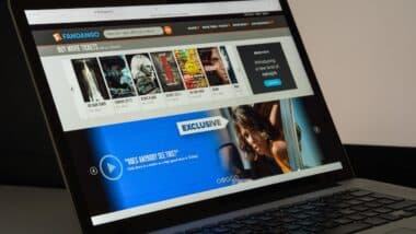 Fandango website homepage.