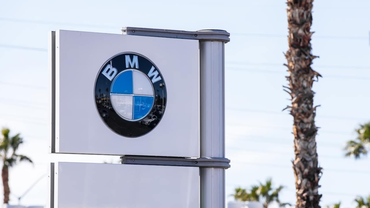 BMW emblem