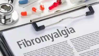 The diagnosis Fibromyalgia written on a clipboard