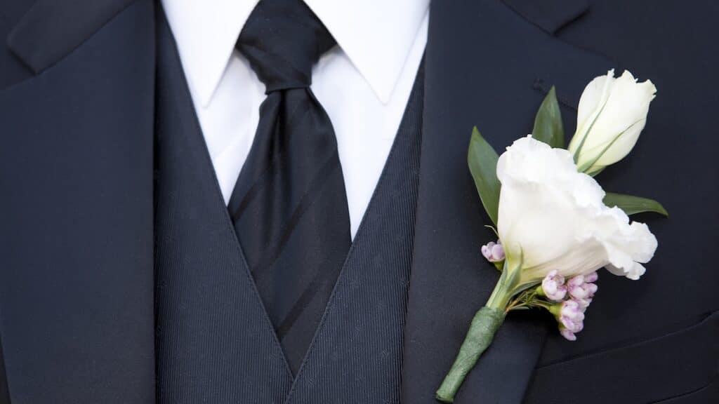 men's black tie