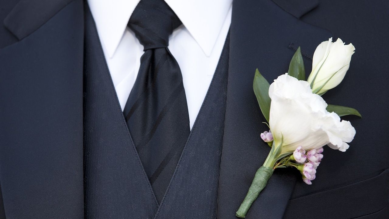 men's black tie