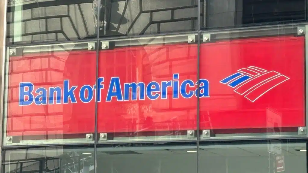 sign or lettering of Bank of America