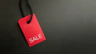 Sale or Discount banner.