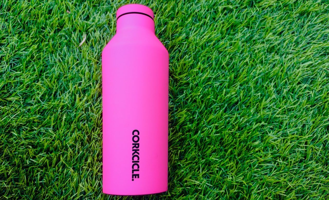 Tumbler for hot or cold drinks Corkcicle brand