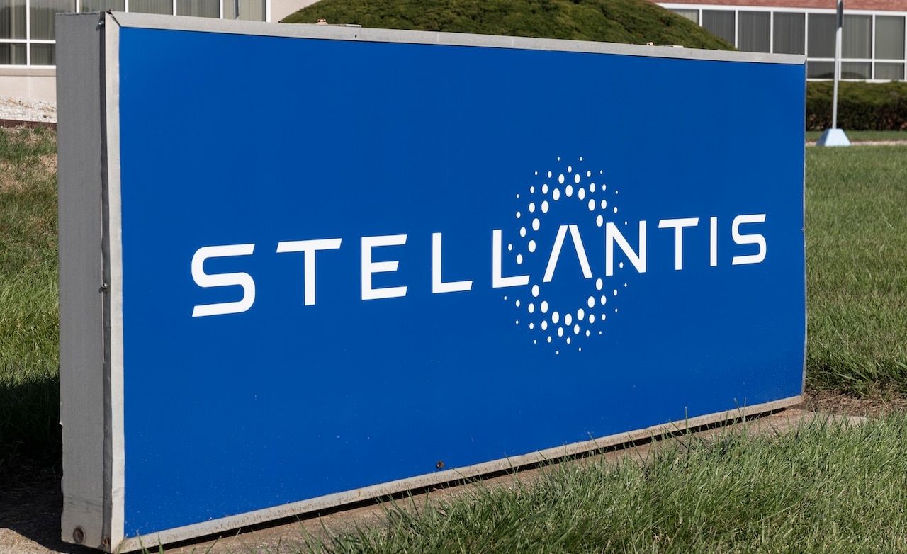 Stellantis logo