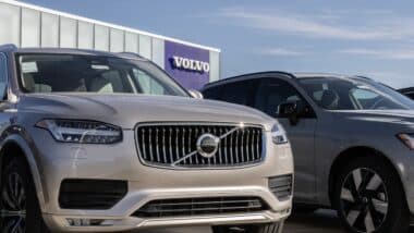 Volvo XC90 display at a dealership.