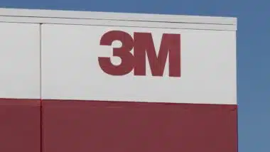 3M sign on plant
