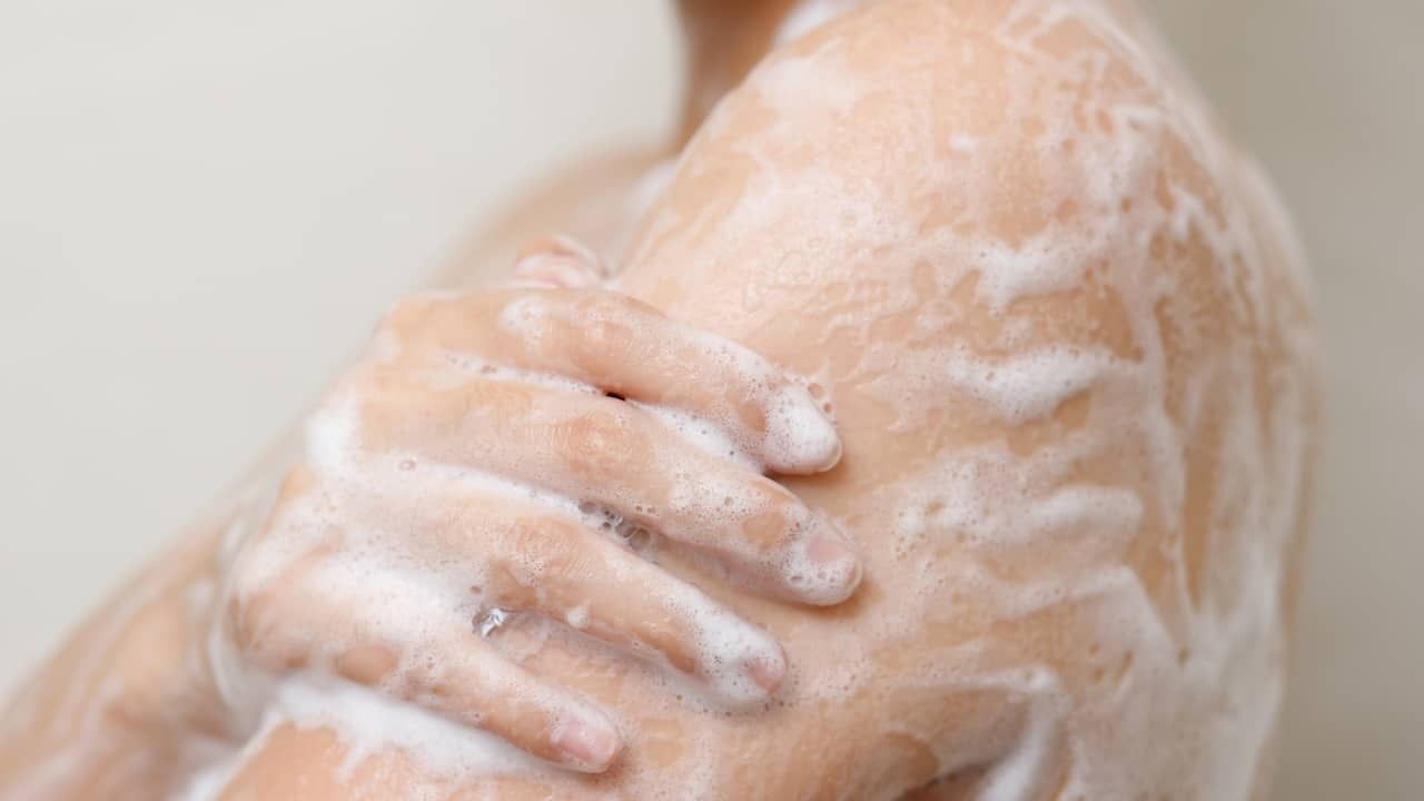 Women use liquid soap to shower to help eliminate bacteria.