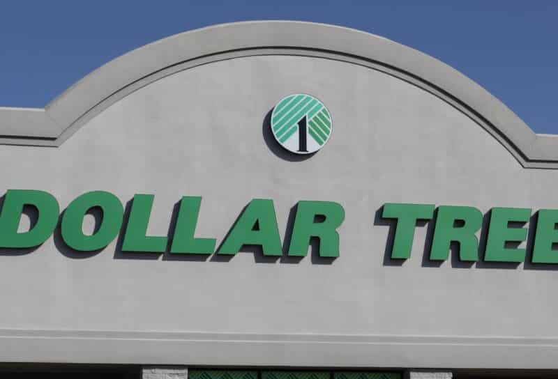Dollar Tree Discount Store.