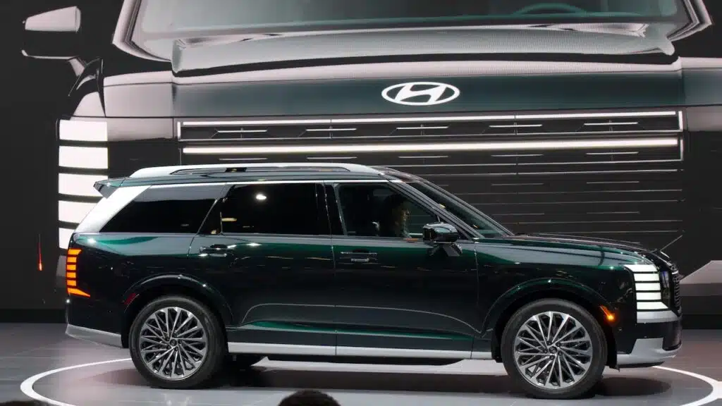 Dark green 2026 Hyundai Palisade SUV
