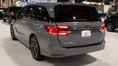 Honda Odyssey is minivan