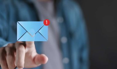 Email with notification alert on virtual screen