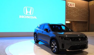 Honda Prologue is a mid-size crossover Electric (EV) SUV designed for the north america market from Honda and General Motors.
