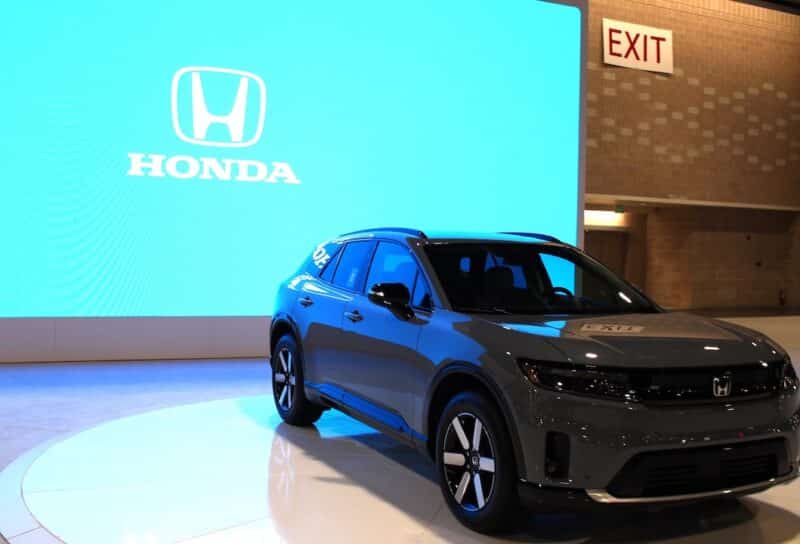 Honda Prologue is a mid-size crossover Electric (EV) SUV designed for the north america market from Honda and General Motors.