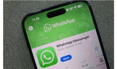 WhatsApp Messenger app on a smartphone.