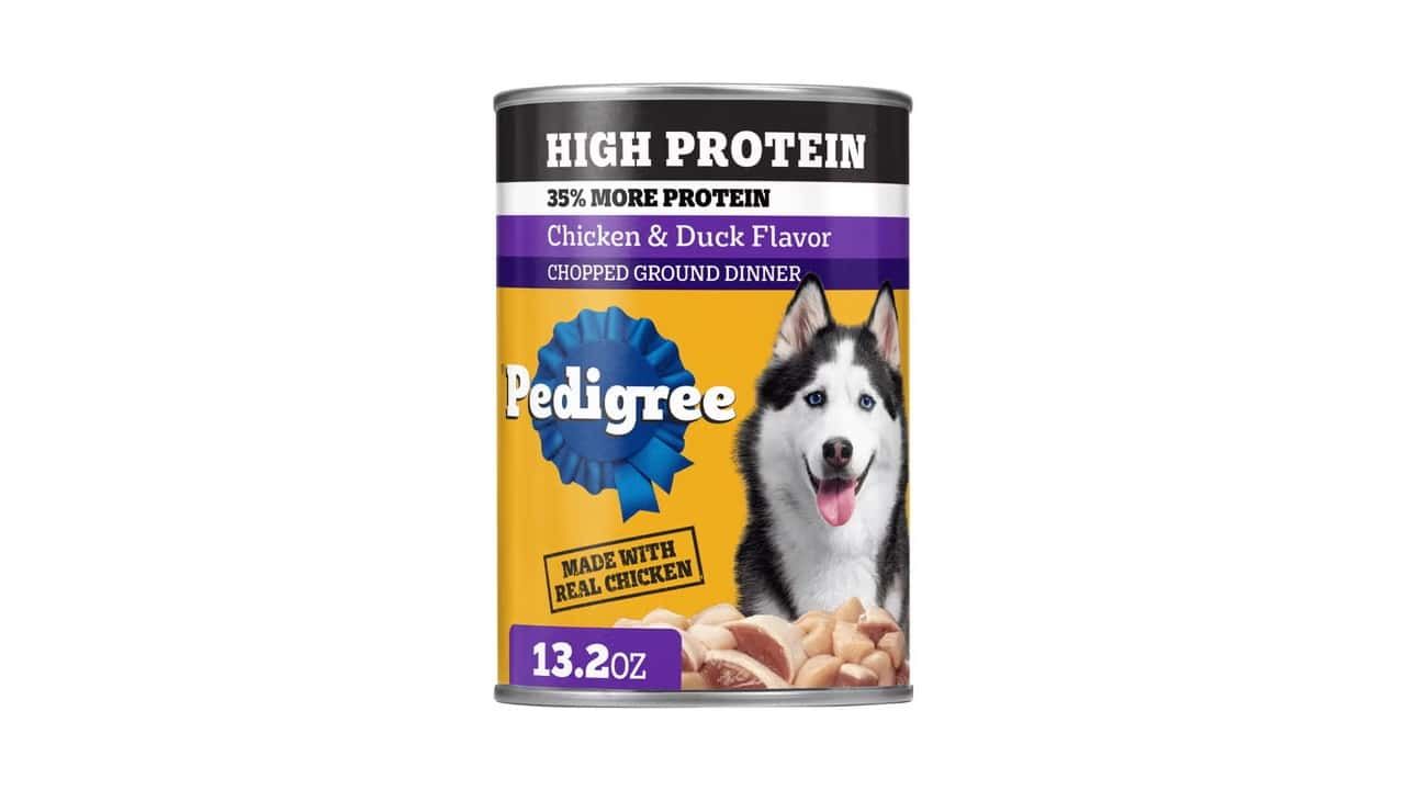 Pedigree Can High Protein Chopped Chicken & Duck Flavor wet dog food.
